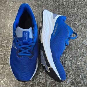 🐢 New Balance Arishi 3 Blue Running Shoes.  Size 9.